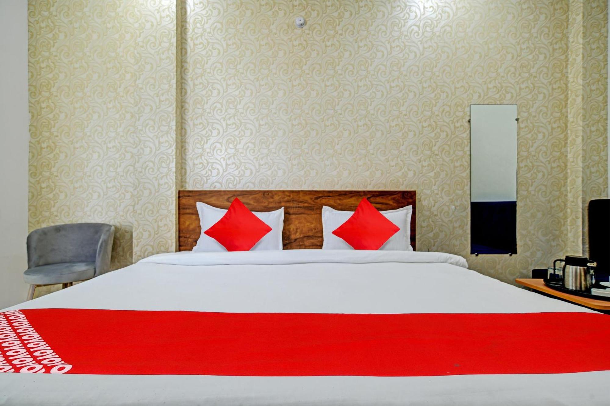 Oyo Flagship Hotel Blue Tick Ιντόρ Εξωτερικό φωτογραφία